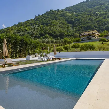 Villa Oceri Gioiosa Marea